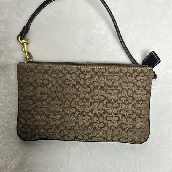 Coach Brown and Tan Geometric Clutch Wristlet - Picture 4 of 11